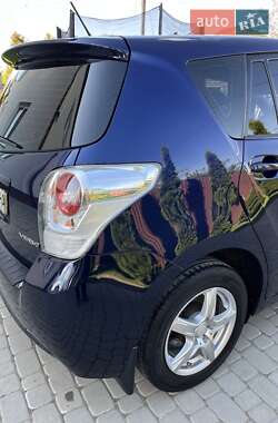 Минивэн Toyota Verso 2012 в 