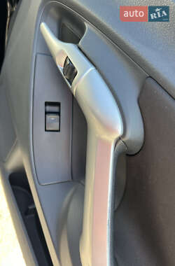 Минивэн Toyota Verso 2011 в 