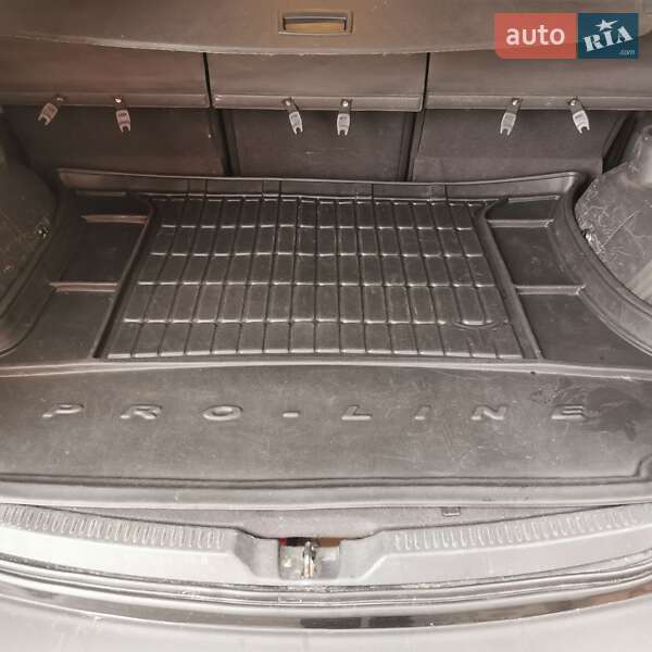 Мінівен Toyota Verso 2009 в Рівному