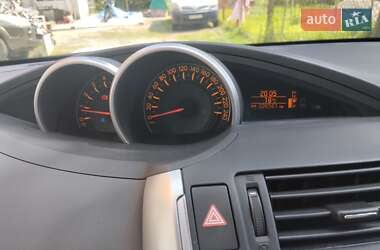 Минивэн Toyota Verso 2012 в 