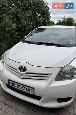 Мінівен Toyota Verso 2009 в Харкові
