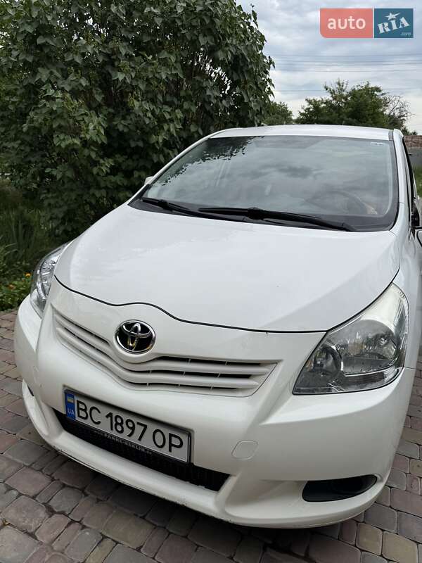 Toyota Verso 2009 Toyota Verso 2009