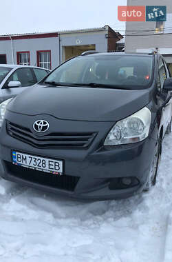 Минивэн Toyota Verso 2010 в Сумах