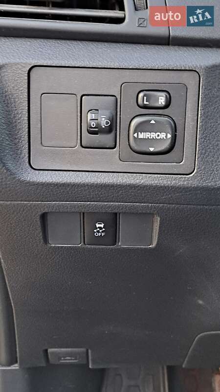 Минивэн Toyota Verso 2012 в Кривом Роге