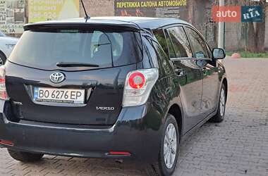 Мінівен Toyota Verso 2012 в Кривому Розі