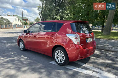 Мінівен Toyota Verso 2010 в 
