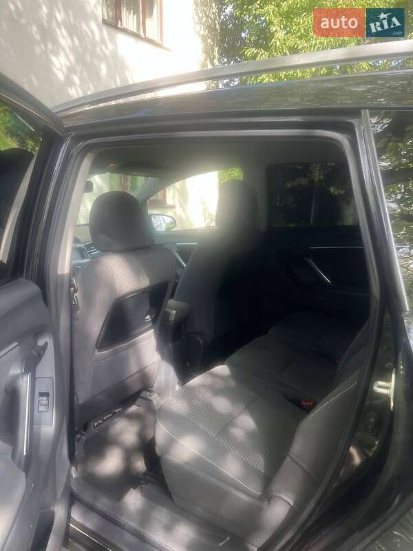 Мінівен Toyota Verso 2014 в Золочеві