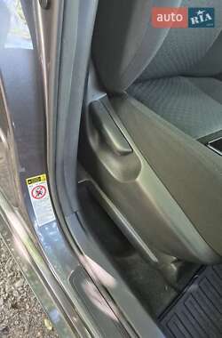 Минивэн Toyota Verso 2010 в 