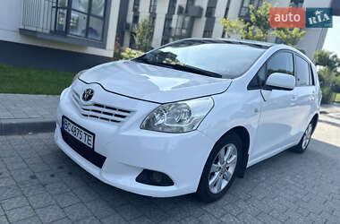 Минивэн Toyota Verso 2011 в Львове