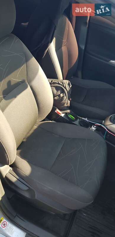 Мінівен Toyota Verso 2010 в Києві