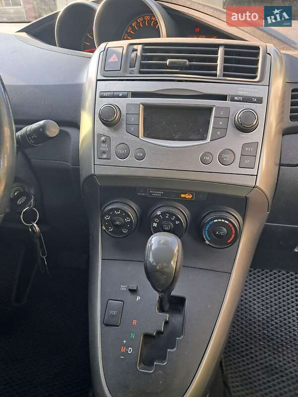 Мінівен Toyota Verso 2009 в Золотоноші