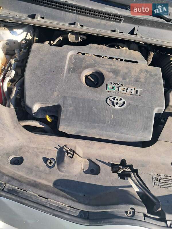 Мінівен Toyota Verso 2009 в Золотоноші