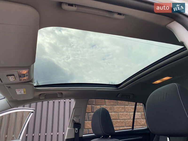 Мінівен Toyota Verso 2015 в Житомирі