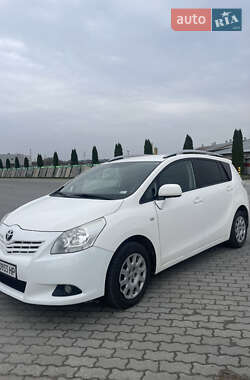 Минивэн Toyota Verso 2011 в Львове