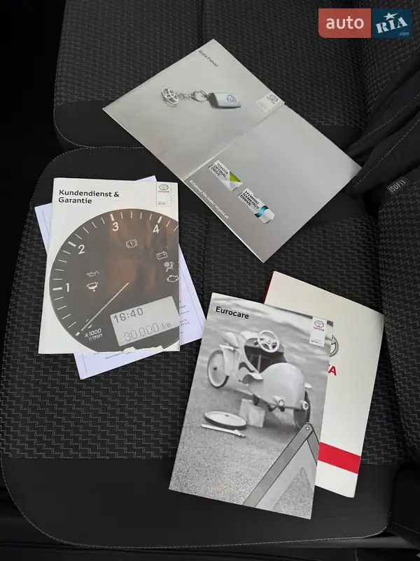 Минивэн Toyota Verso 2015 в Волочиске документ