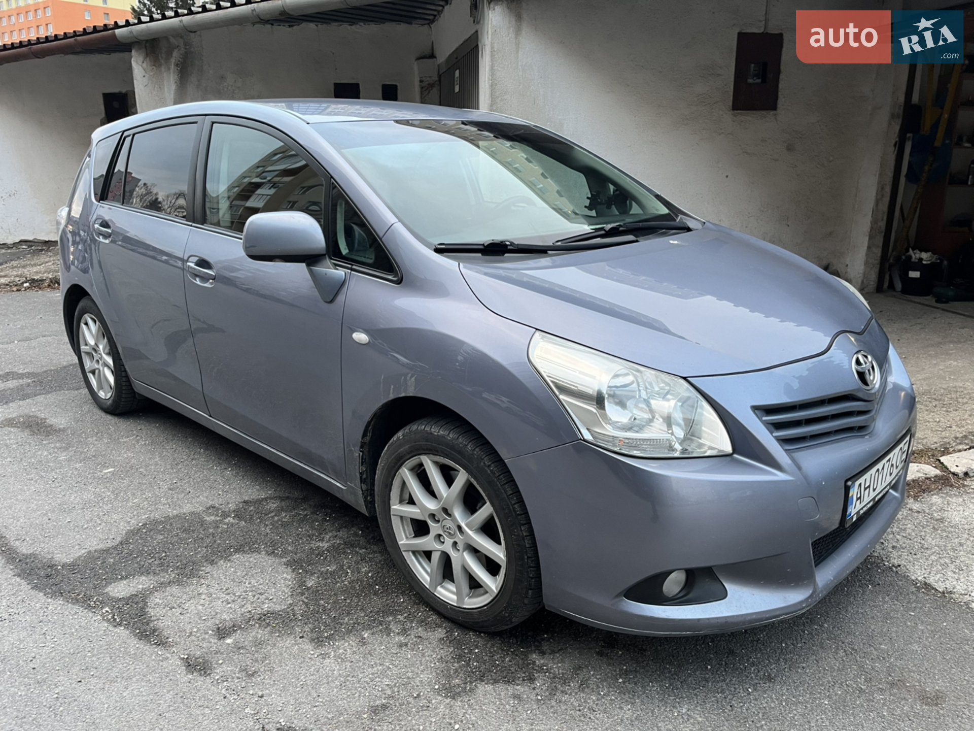 Toyota Verso 2009 VIN NMTDB26R00R003960 фото оголошення 2 з 11