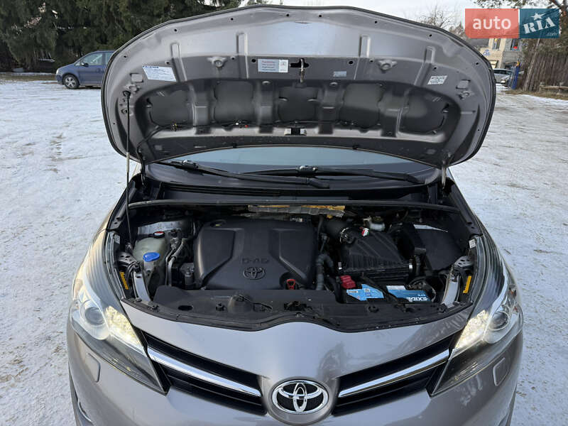 Минивэн Toyota Verso 2014 в Луцке фото 69 Минивэн Toyota Verso 2014 в Луцке