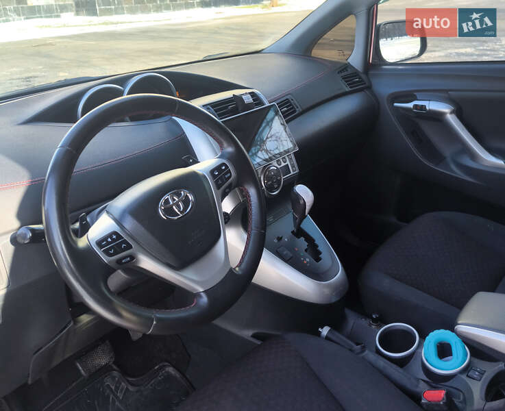 Минивэн Toyota Verso 2010 в Одессе