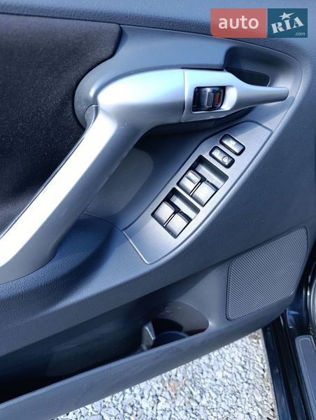 Минивэн Toyota Verso 2011 в Звягеле