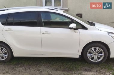 Минивэн Toyota Verso 2013 в Львове