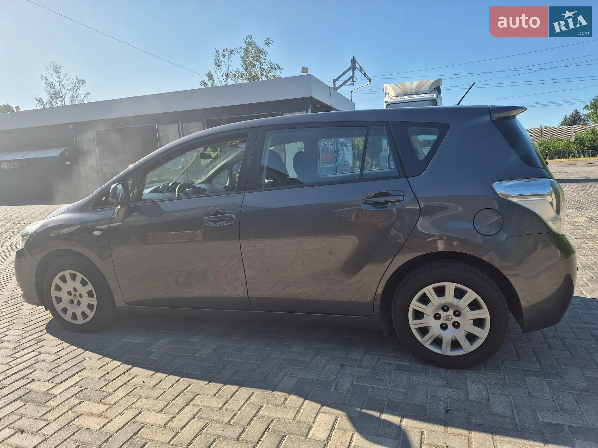 2010 Toyota Verso - мініатюра 3