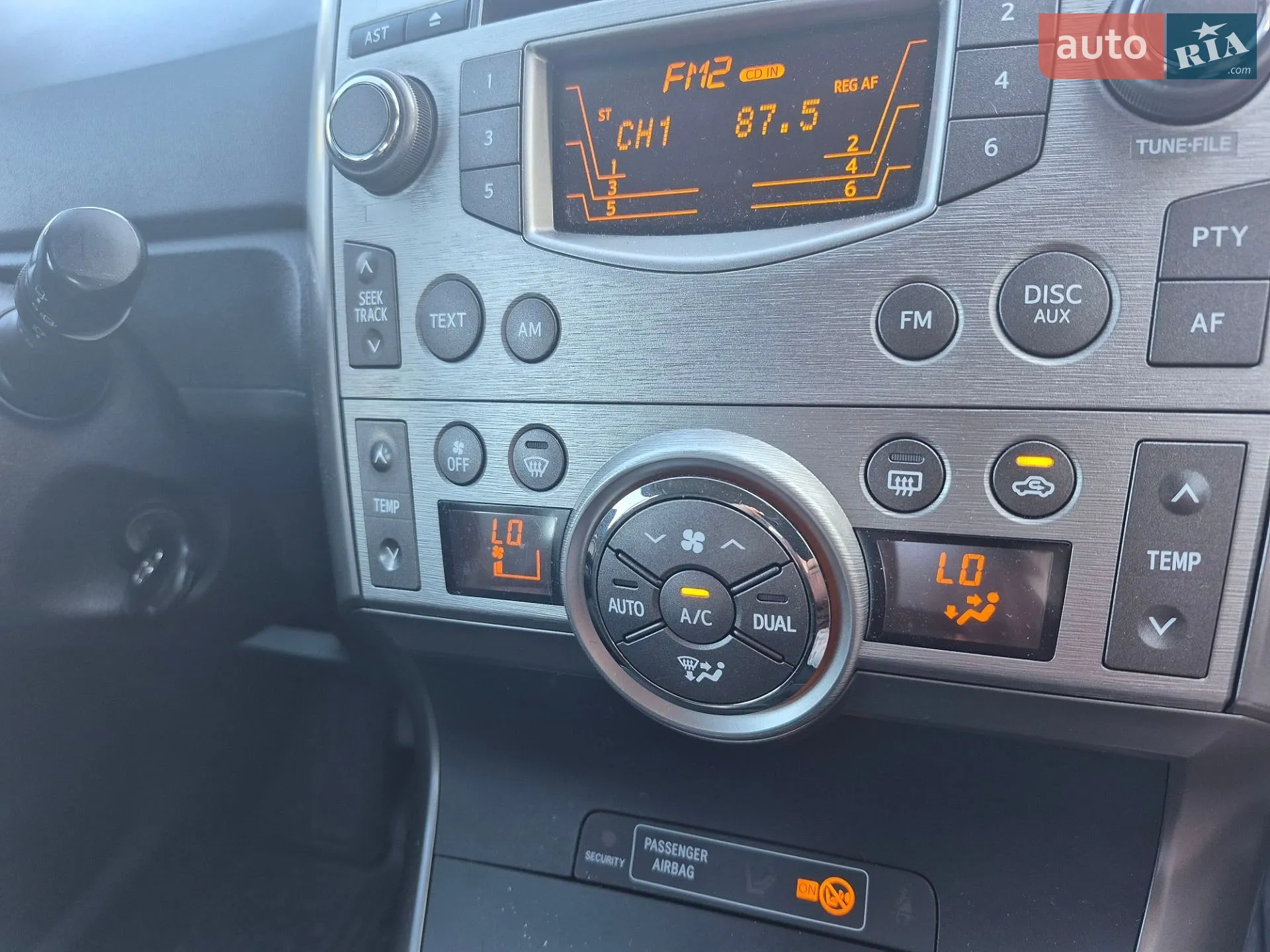 2010 Toyota Verso - мініатюра 13