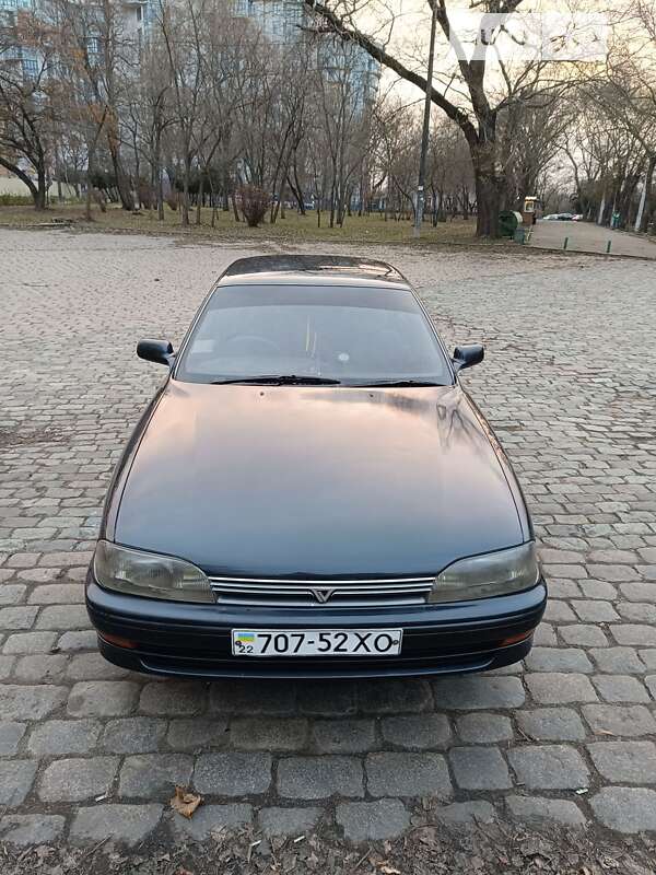 Седан Toyota Vista 1990 в Одесі