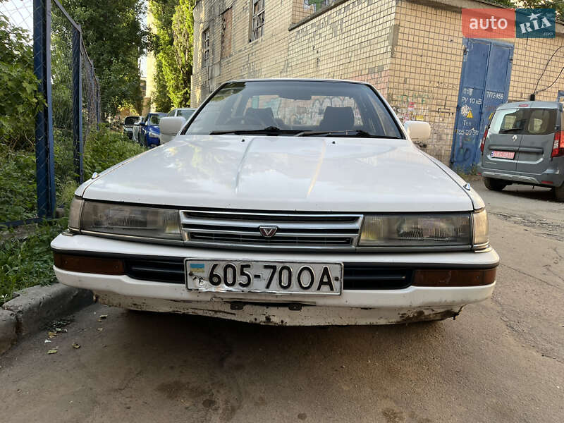 Седан Toyota Vista 1986 в Одесі