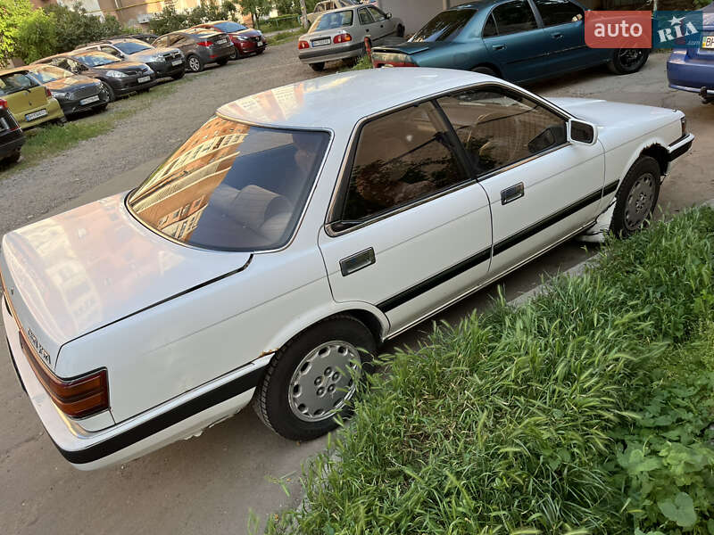 Седан Toyota Vista 1986 в Одесі