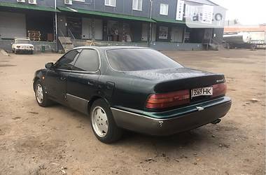 Седан Toyota Windom 1992 в 