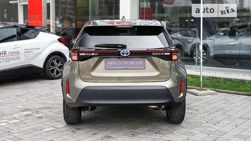 Позашляховик / Кросовер Toyota Yaris Cross 2022 в Львові
