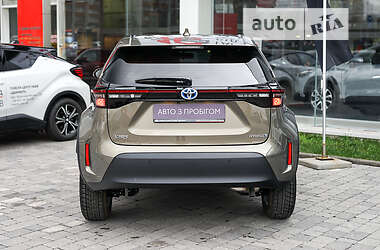 Внедорожник / Кроссовер Toyota Yaris Cross 2022 в 