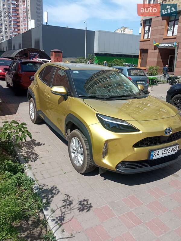 Внедорожник / Кроссовер Toyota Yaris Cross 2023 в Киеве