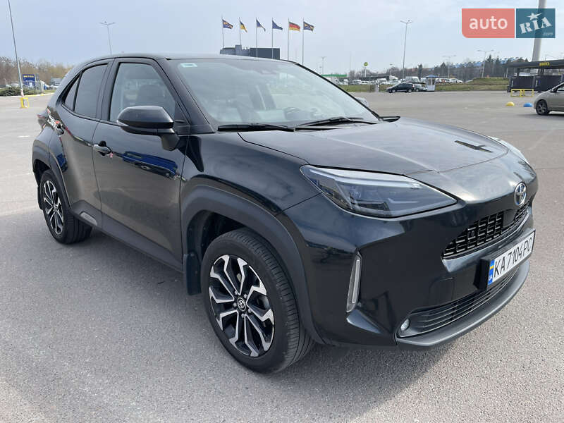 Внедорожник / Кроссовер Toyota Yaris Cross 2021 в 