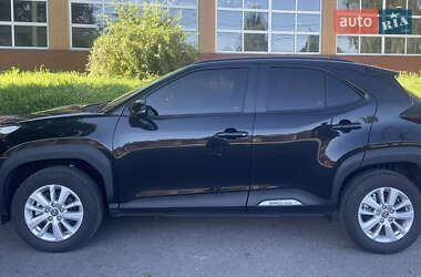 Позашляховик / Кросовер Toyota Yaris Cross 2024 в 
