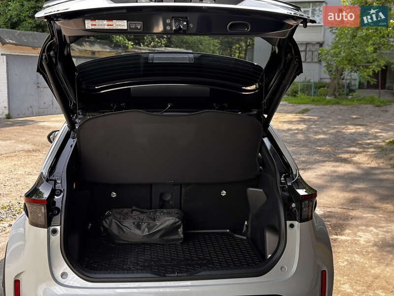 Внедорожник / Кроссовер Toyota Yaris Cross 2024 в Полтаве