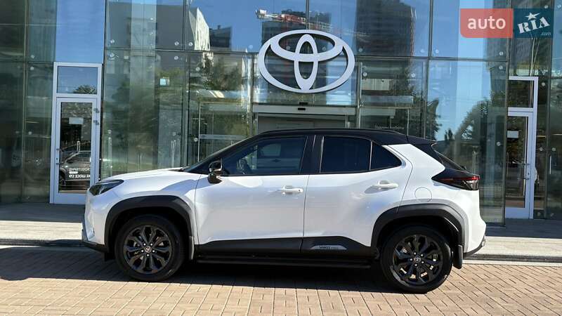 Позашляховик / Кросовер Toyota Yaris Cross 2024 в Києві