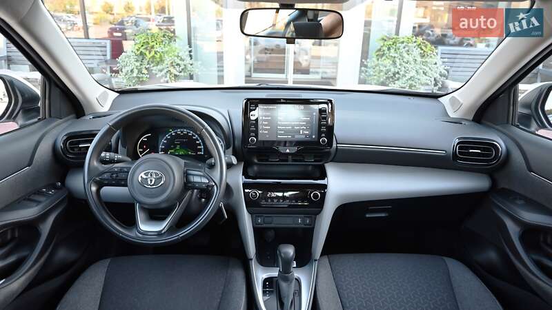 Внедорожник / Кроссовер Toyota Yaris Cross 2022 в Киеве