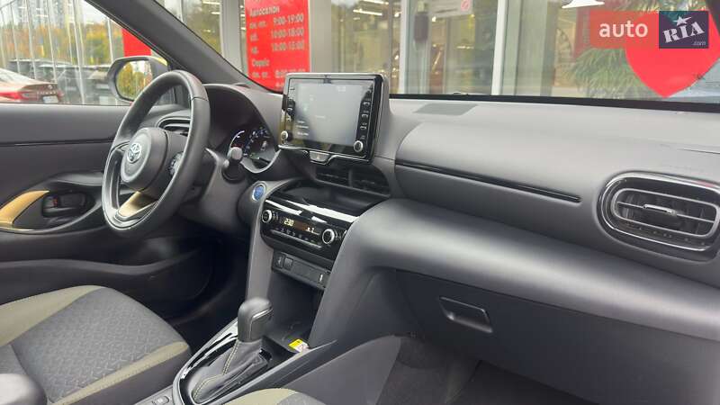 Внедорожник / Кроссовер Toyota Yaris Cross 2024 в Харькове