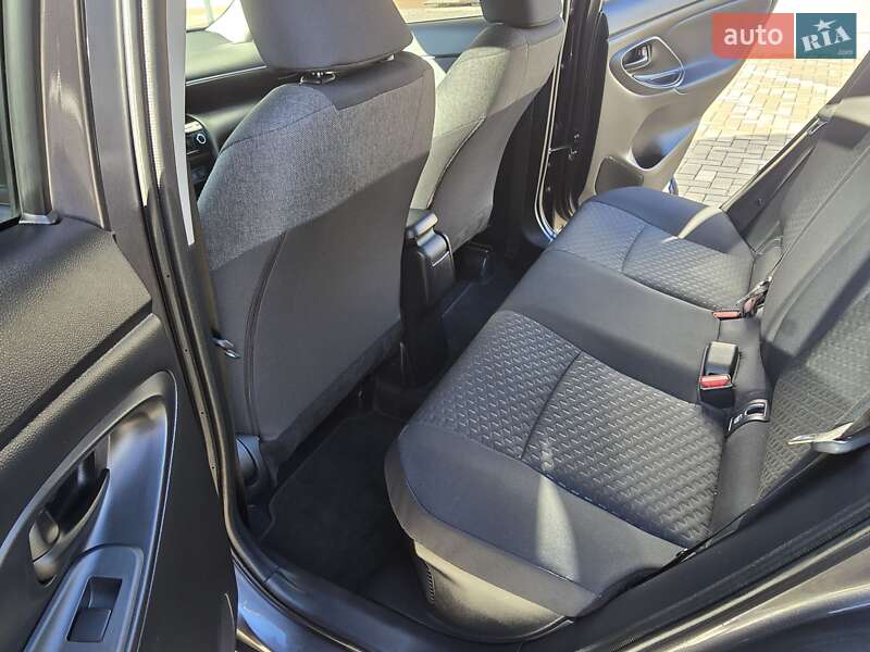 Внедорожник / Кроссовер Toyota Yaris Cross 2023 в Ромнах