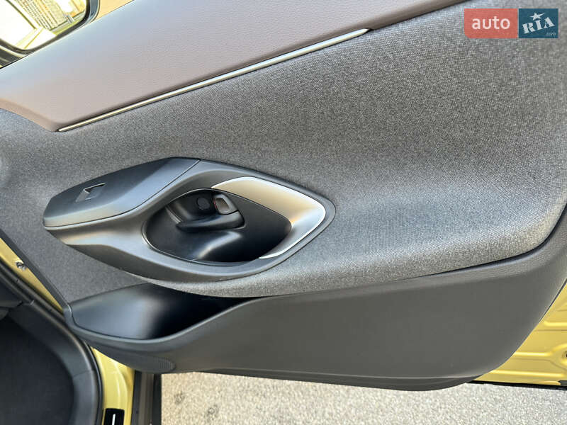 Внедорожник / Кроссовер Toyota Yaris Cross 2021 в Киеве