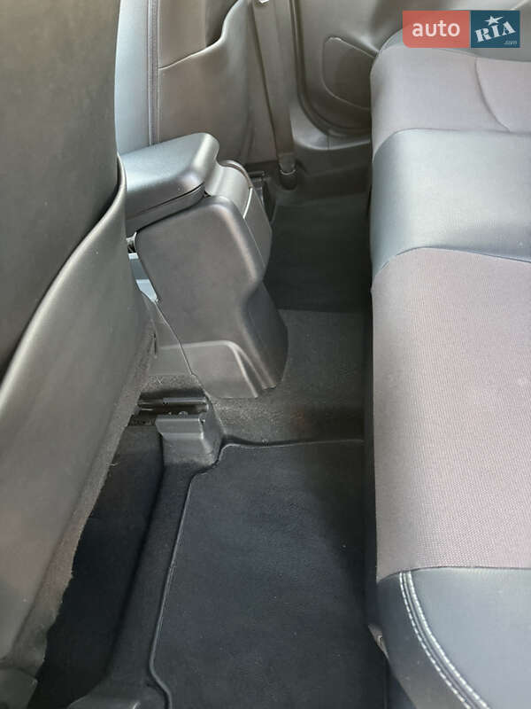 Внедорожник / Кроссовер Toyota Yaris Cross 2021 в Киеве