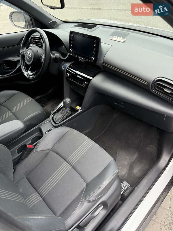 Внедорожник / Кроссовер Toyota Yaris Cross 2024 в Одессе