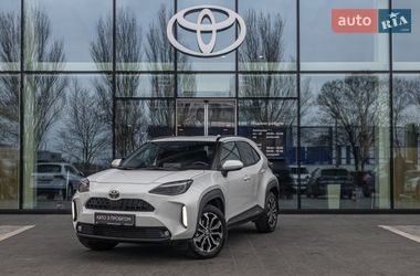 Позашляховик / Кросовер Toyota Yaris Cross 2024 в Дніпрі
