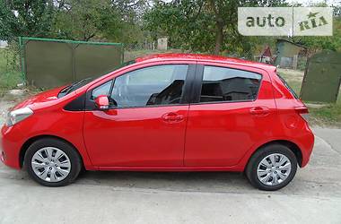 Хэтчбек Toyota Yaris 2012 в Житомире