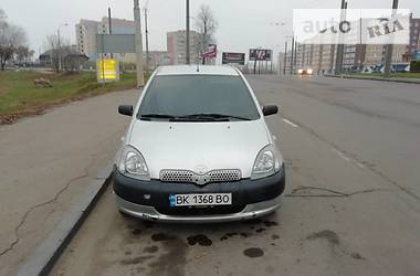 Хэтчбек Toyota Yaris 1999 в Ровно