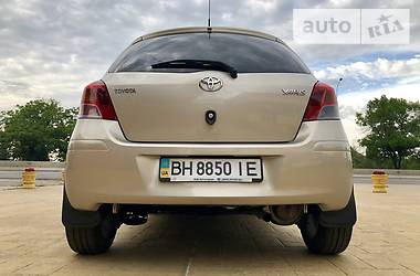 Toyota Yaris 2010