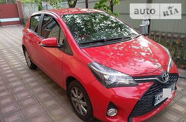 Хетчбек Toyota Yaris 2014 в Житомирі