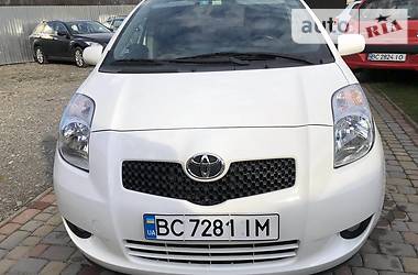 Хетчбек Toyota Yaris 2007 в 