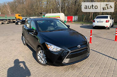 Седан Toyota Yaris 2018 в 